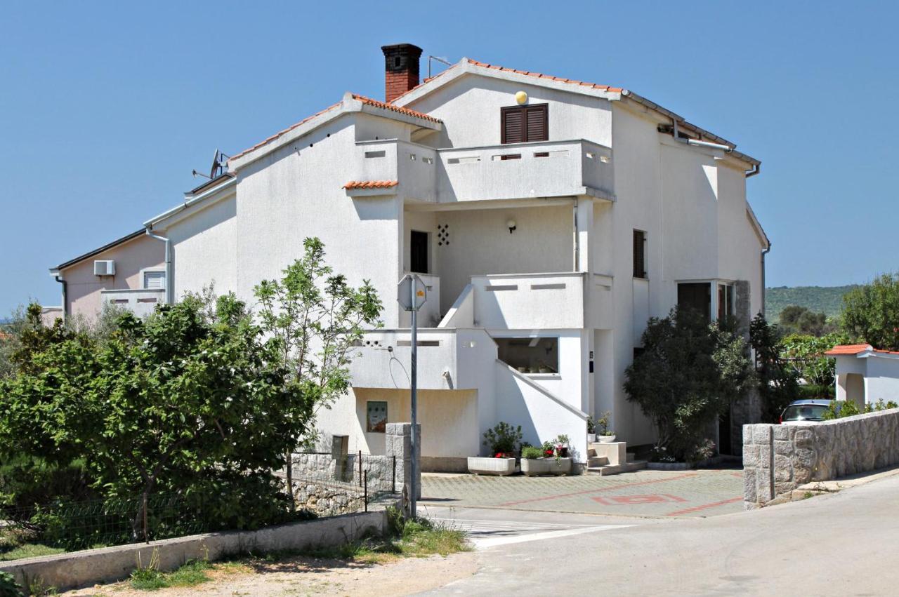 Apartments And Rooms With Parking Space Krk - 5294 Veglia Exterior foto